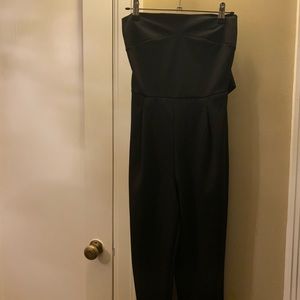 Black strapless jumper with beautiful back